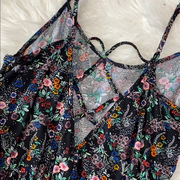 H&M Floral Romper sz 2 - Picture 6 of 8